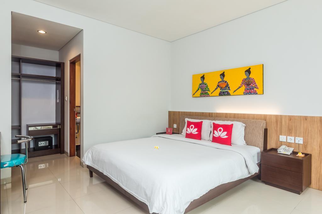 Zen Rooms Seminyak Mertanadi Exterior photo